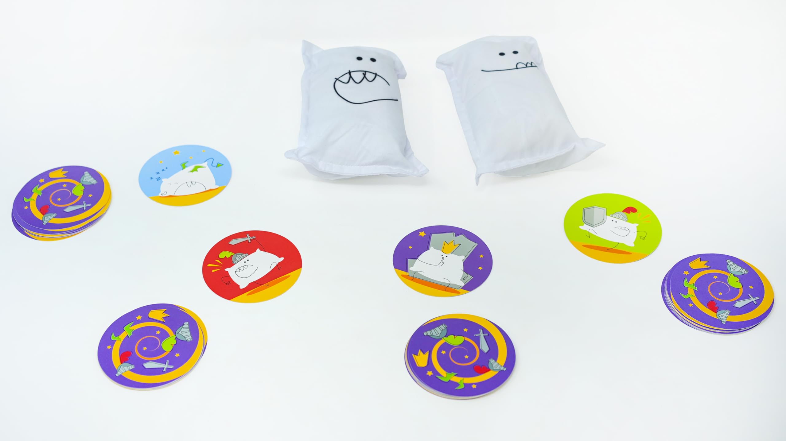 Blue Orange Night Knight Fun Speed Dexterity Party Game for Kids, Teens and Adults Games for 3-6 Players. Recommended for Ages 7 & Up. - Image 4