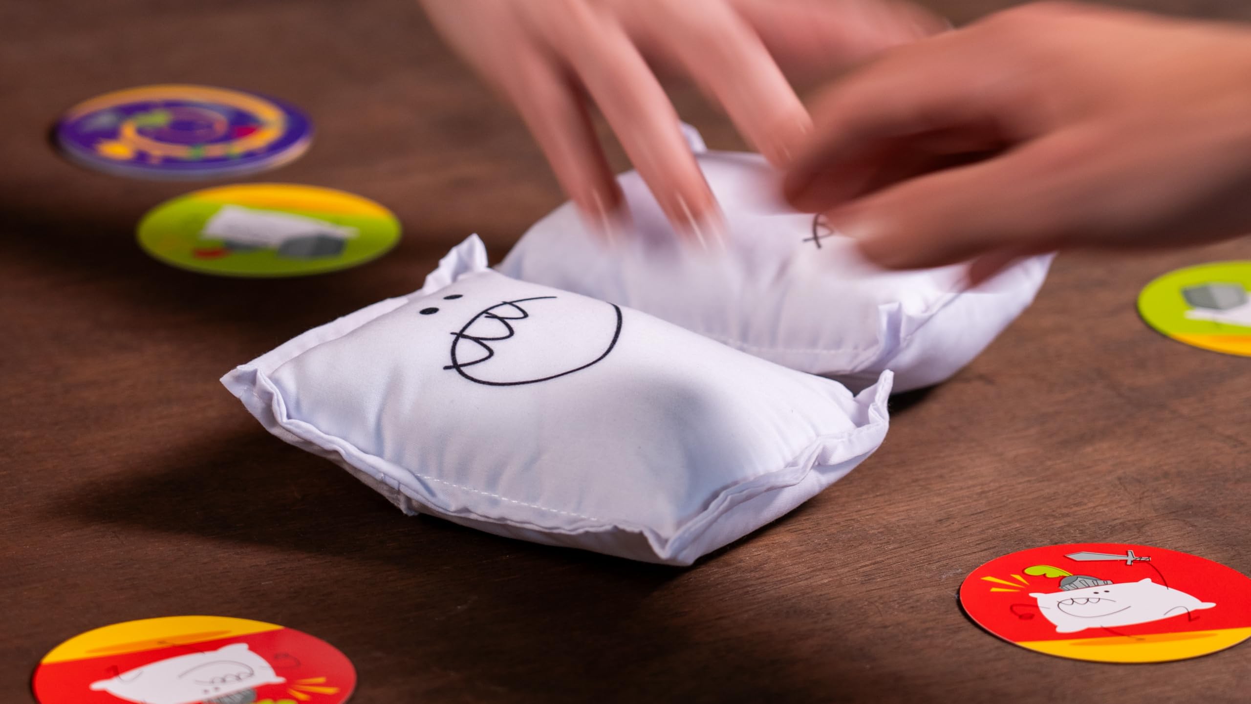 Blue Orange Night Knight Fun Speed Dexterity Party Game for Kids, Teens and Adults Games for 3-6 Players. Recommended for Ages 7 & Up. - Image 5