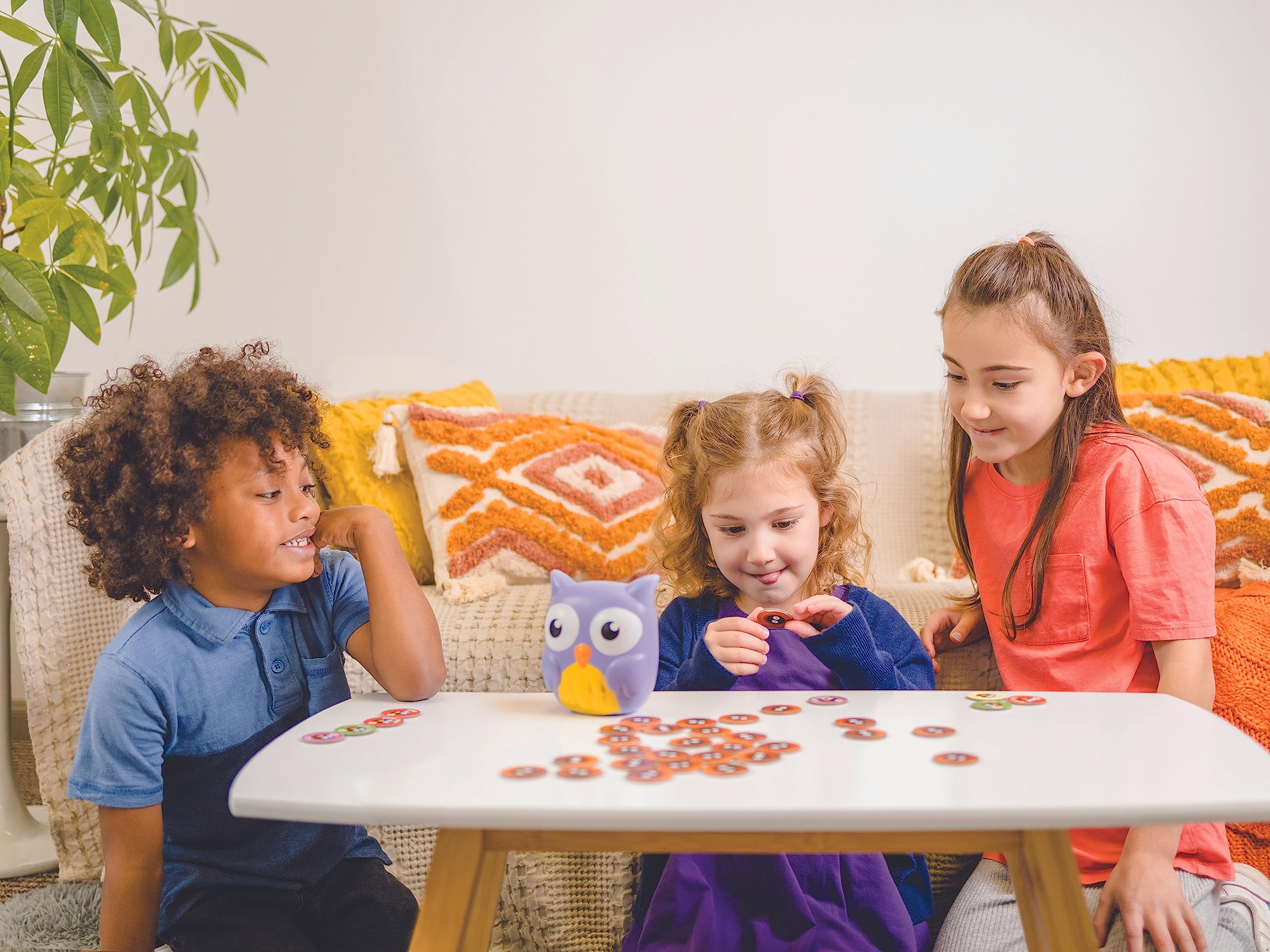 Hoot or Toot Interactive Preschool and Children Game - Educational owl Memory Matching Game by Blue Orange Games - 2 to 4 Players for Ages 4+ - Image 3